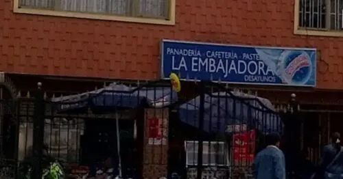 PANADERIA CAFETERIA PASTELERIA LA EMBAJADORA PANADERIA CAFETERIA PASTELERIA LA EMBAJADORA